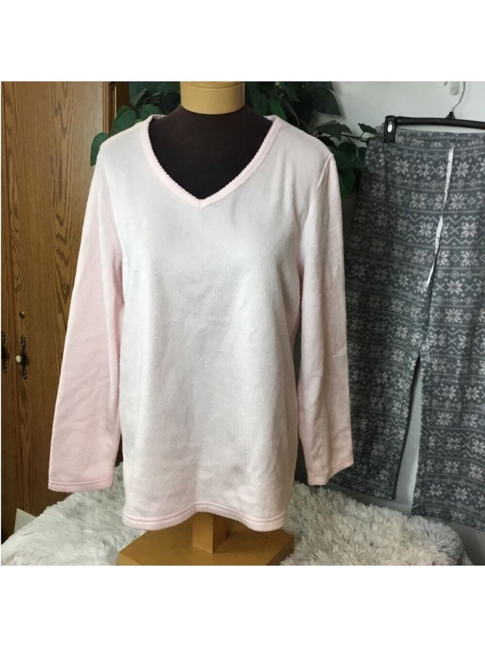 Croft & Barrow 2 piece pajama loungewear set Womans size XL faux fur - Picture 7 of 16